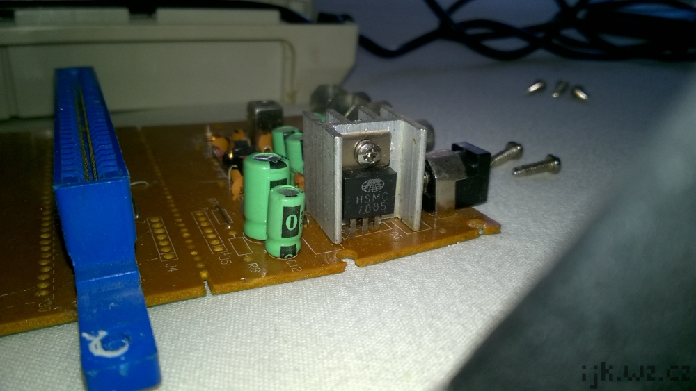 Dendy Junior II PCB voltage regulator